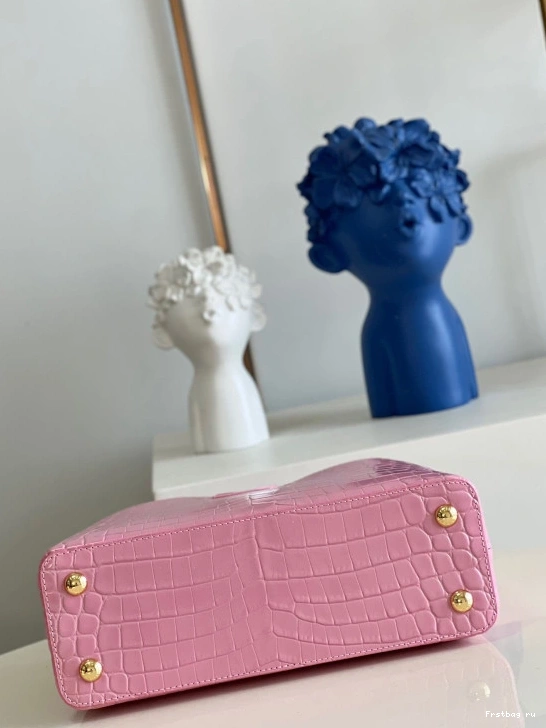 Frstbag ru MM LOUIS CAPUCINES VUITTON 0803